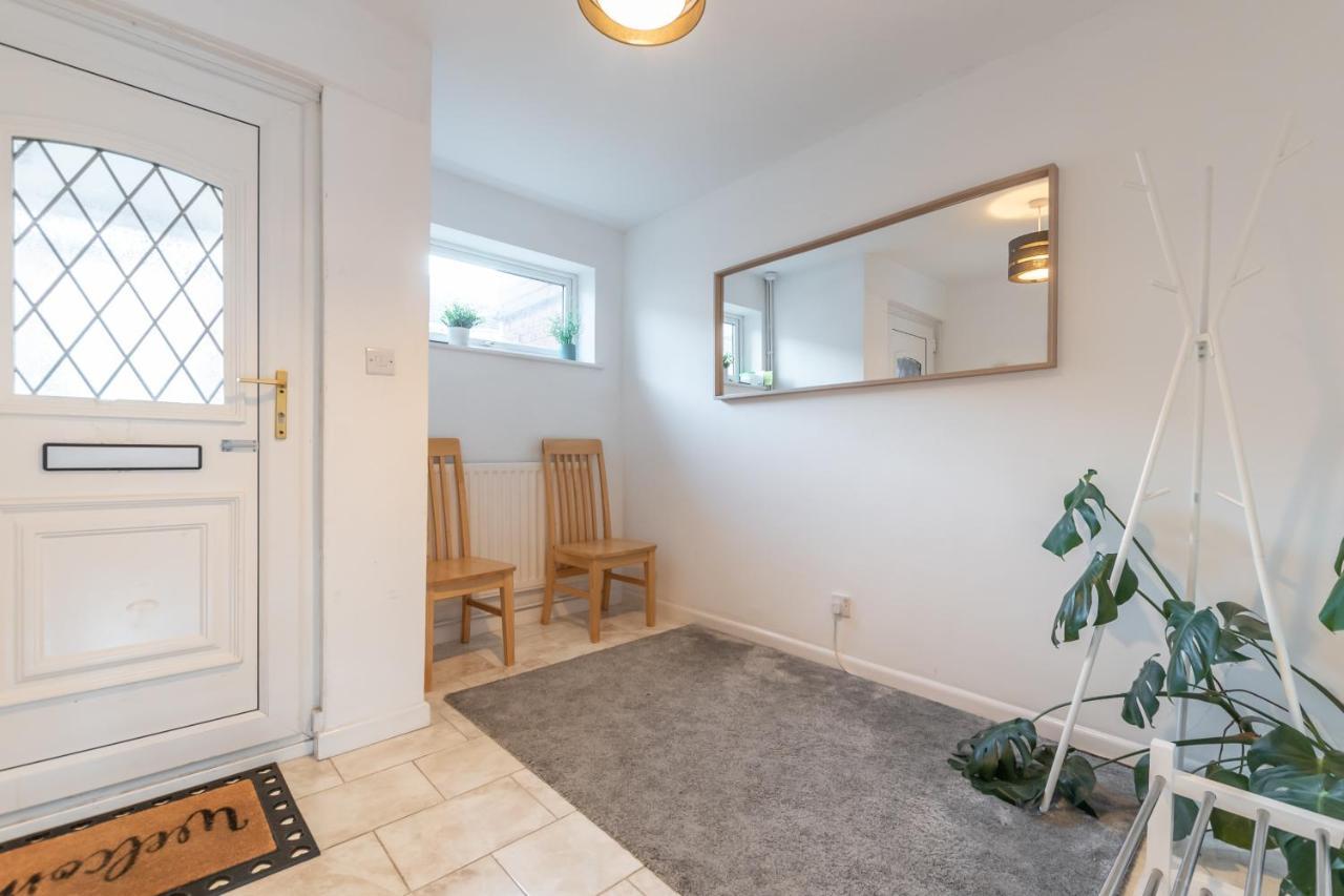 Best Price! Large Home For 4 - Smart Tv - Comfy Beds - Garden - 4 Single Beds Or 2 Doubles! ポーツマス エクステリア 写真